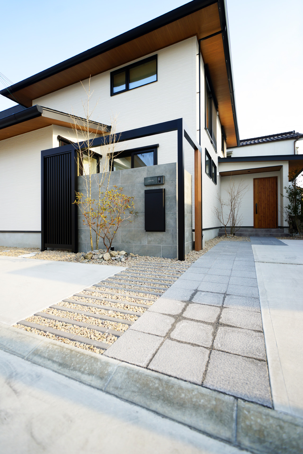 姫路市の外構・エクステリア・造園工事施工例　完成写真　にわいろSTYLE　株式会社庭彩